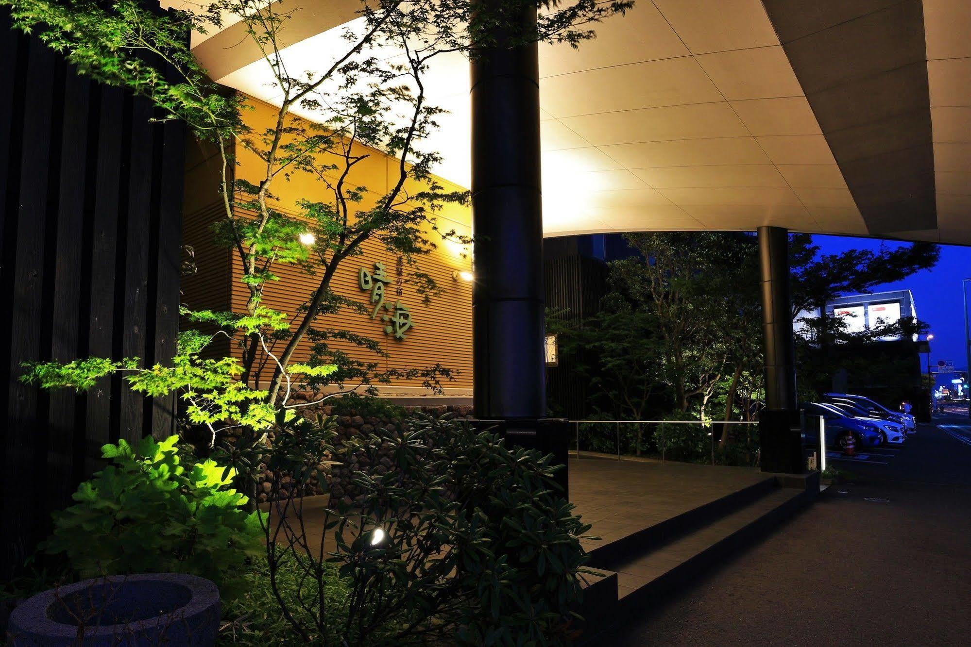 Amane Resort Seikai Beppu Exteriér fotografie Entrance to the museum
