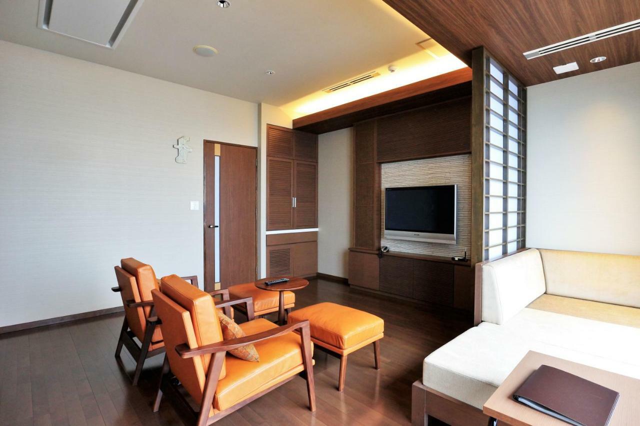 Amane Resort Seikai Beppu Exteriér fotografie A living room in a Japanese house